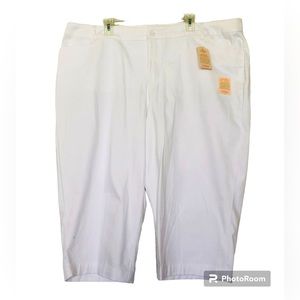 NWT St John's Bay White Capri Cotton Spandex  Pants Women's Size 24W